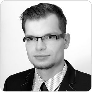 Nasz zespół 5 Kubas_Piotr_photo_2018_bw_rounded_transparent_min