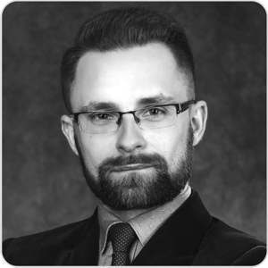 Nasz zespół 8 Mateusz_Maciejkowicz_photo_2019_bw_rounded_transparent_300dpi